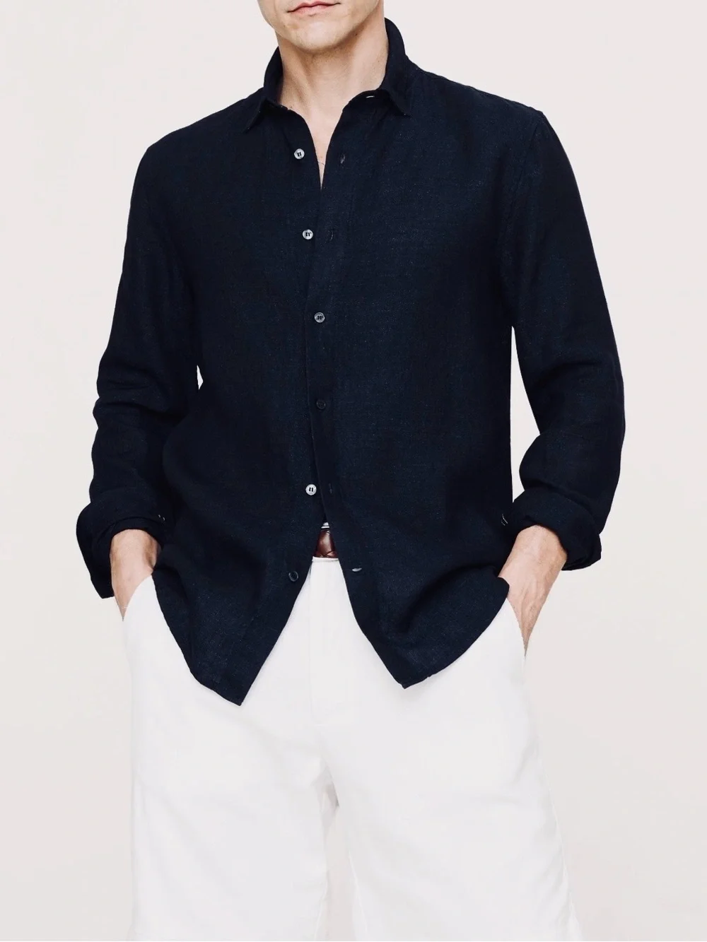 BANANA REPUBLIC Men’s Standard Fit Black Linen Long-Sleeve Button-Down Shirt